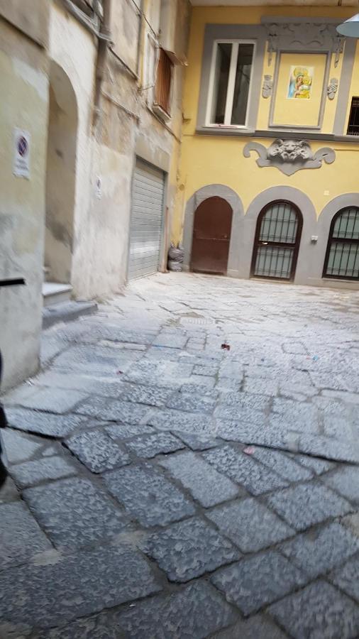 Apartamento Il Miracolo Casa Nápoles Exterior foto
