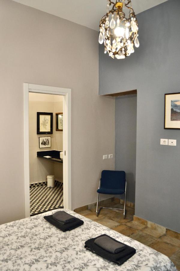 Apartamento Il Miracolo Casa Nápoles Exterior foto