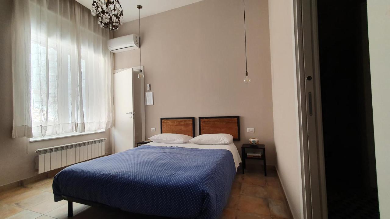 Apartamento Il Miracolo Casa Nápoles Exterior foto