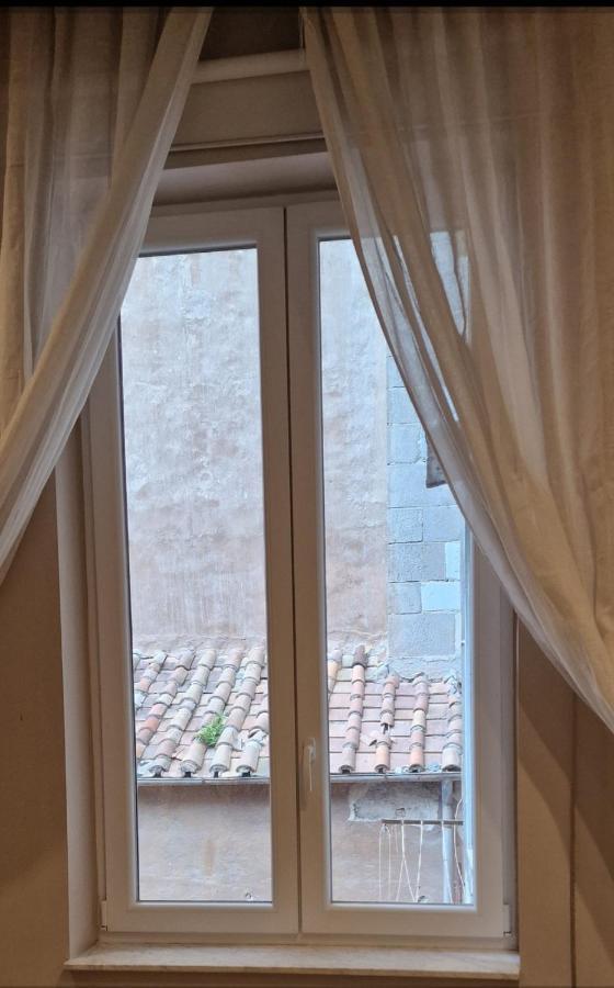 Apartamento Il Miracolo Casa Nápoles Exterior foto